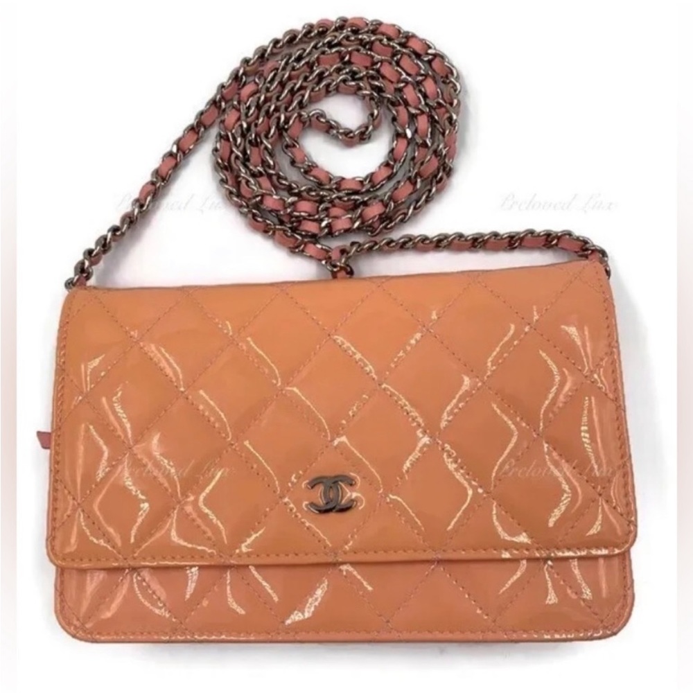 Chanel WOC